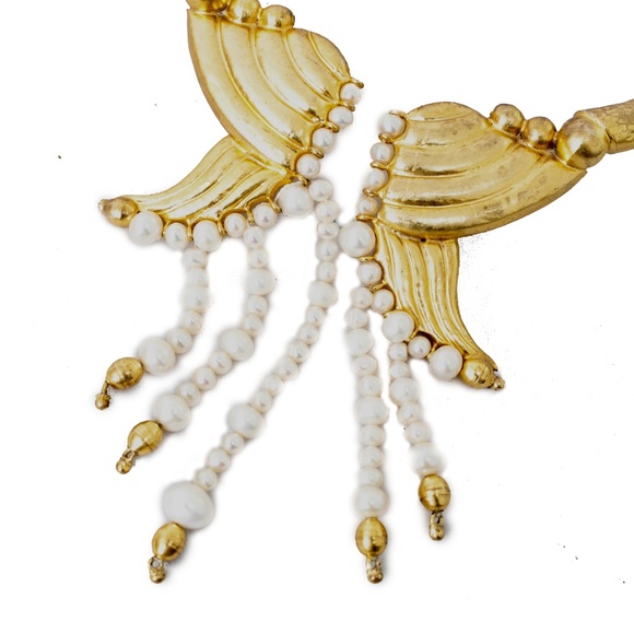 Vintage Necklace Butterfly Collar Choker Gold Metal Faux Pearl Retro HTF - Picture 3 of 5